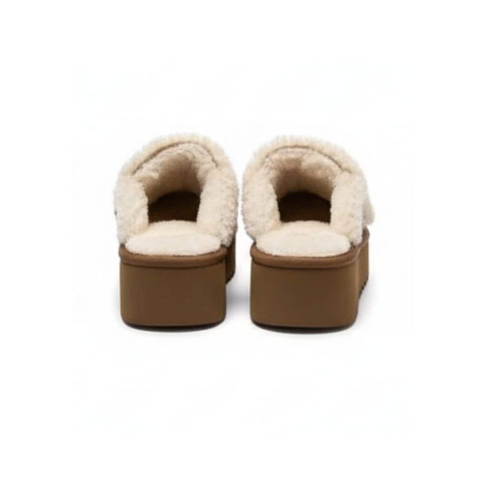 UGG Trisha Fluffy Platform Scuff 'Natural' (Women) - الصورة 4